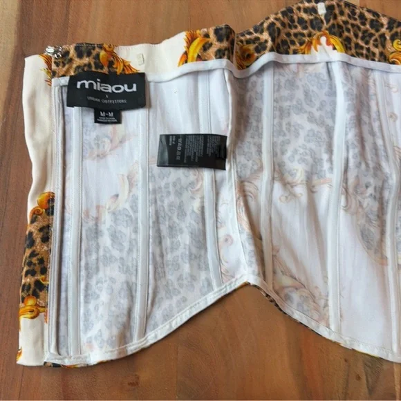 MIAOU x Urban Outfitters Perrie corset top - Picture 9 of 12